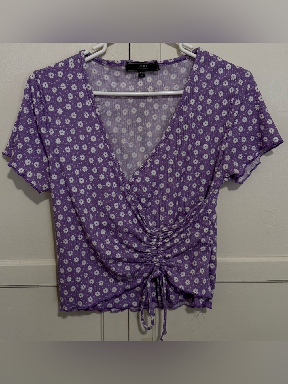 Vibe Lavender Floral Ruched Tie-Front Crop Top
